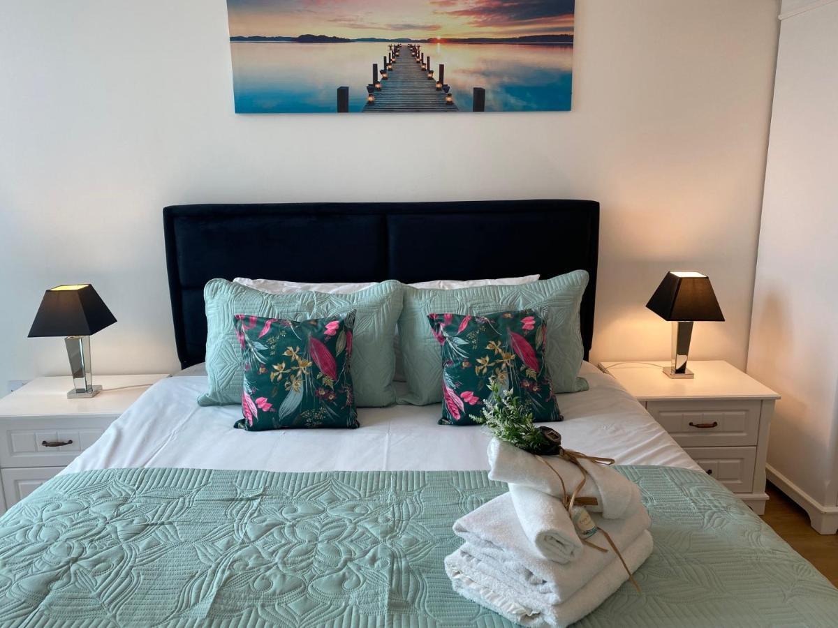 Berks Luxury Serviced Apartments , Free Parking, Free Gym And Free Wifi Bracknell Ngoại thất bức ảnh