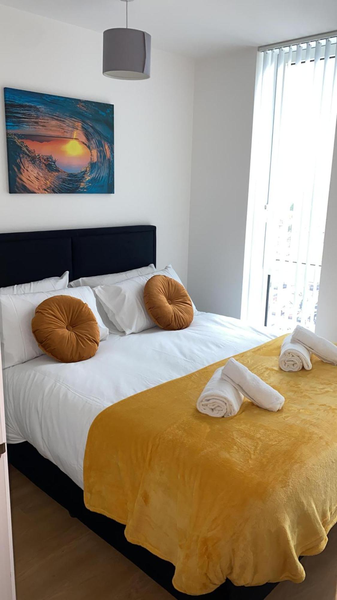 Berks Luxury Serviced Apartments , Free Parking, Free Gym And Free Wifi Bracknell Phòng bức ảnh