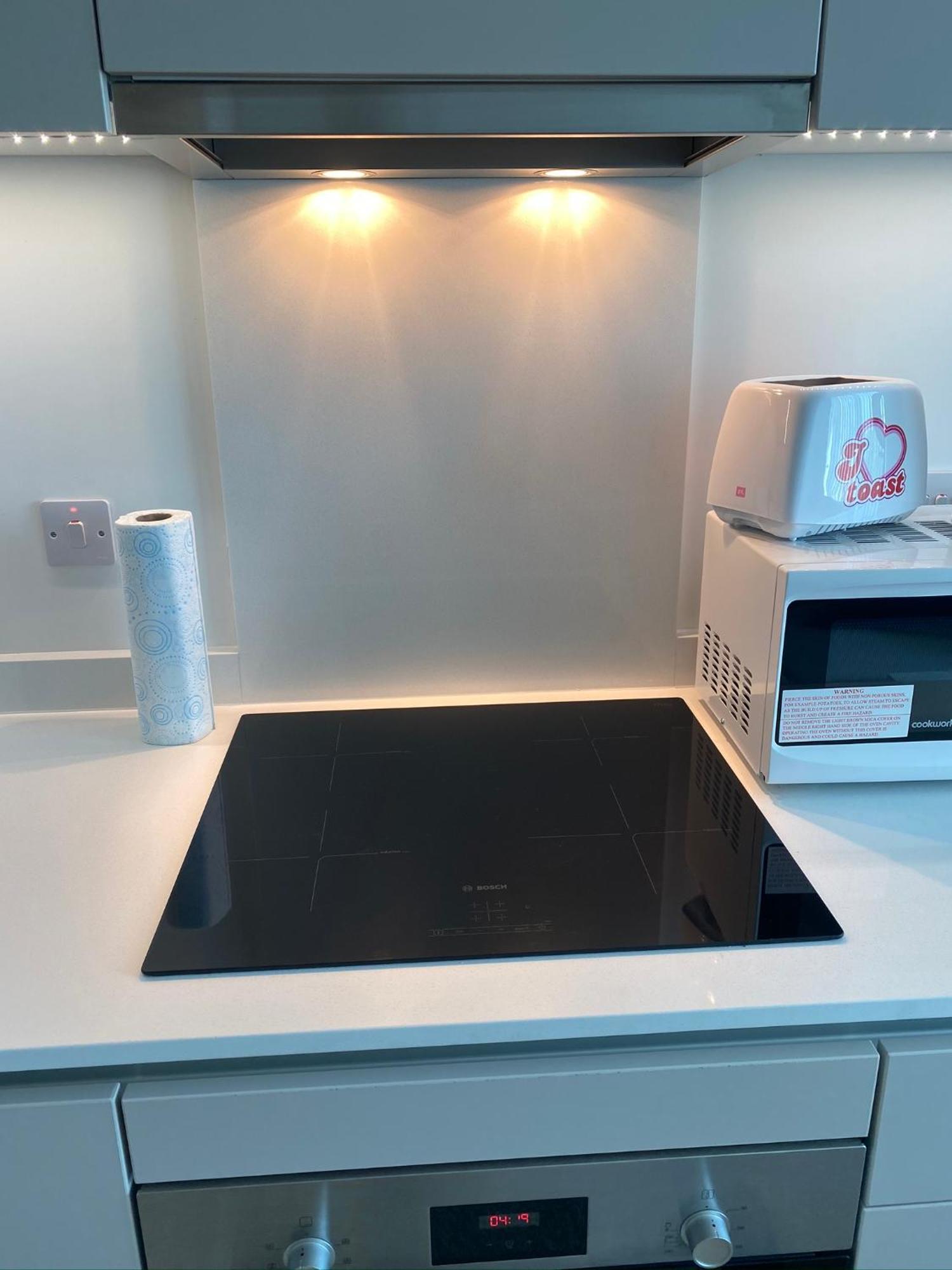 Berks Luxury Serviced Apartments , Free Parking, Free Gym And Free Wifi Bracknell Phòng bức ảnh