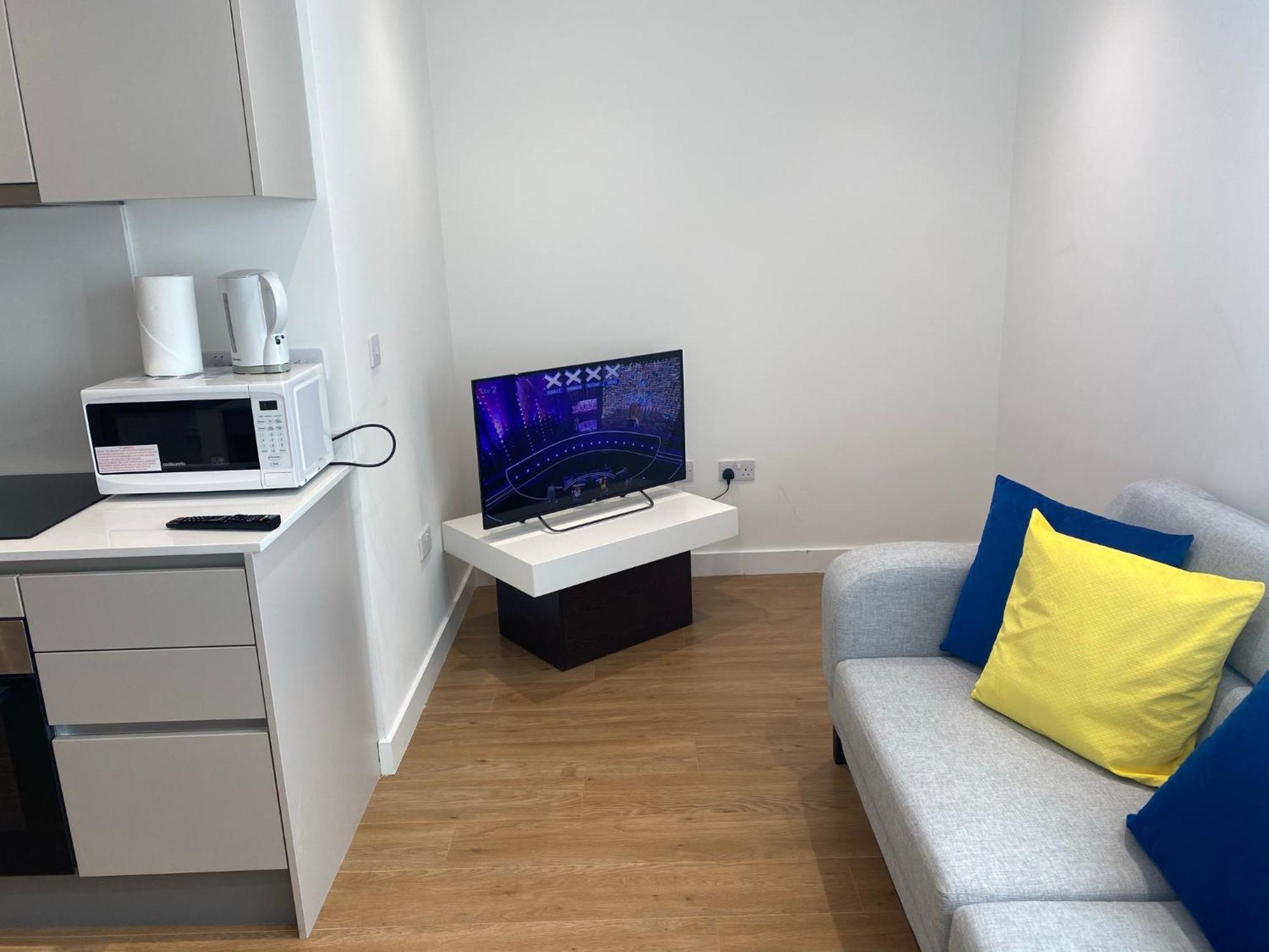 Berks Luxury Serviced Apartments , Free Parking, Free Gym And Free Wifi Bracknell Phòng bức ảnh